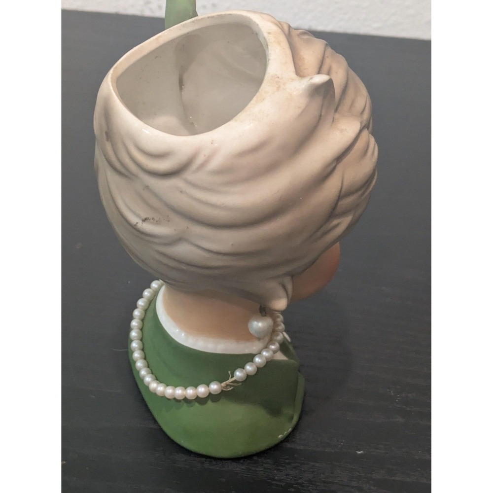 Vintage Napcoware Planter Ceramic Woman Vase Green Bow Pearl Necklace C8496 60s - Picture 8 of 11